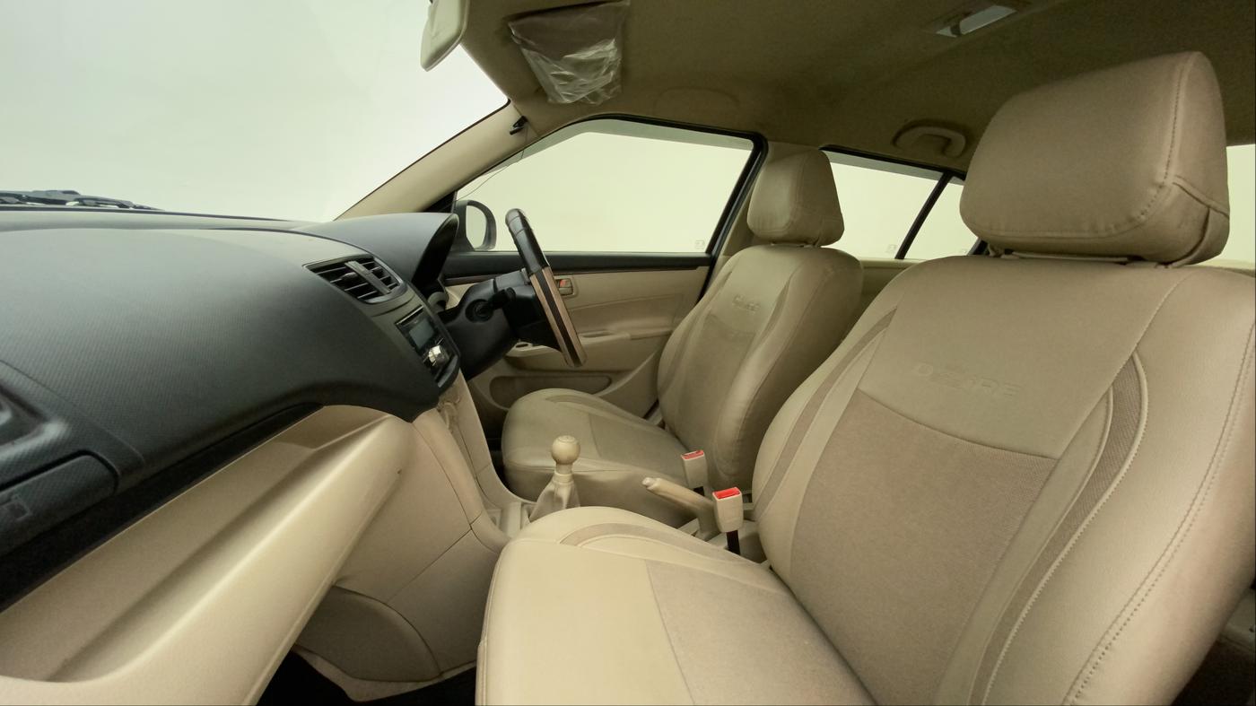 2015 Maruti Swift Dzire LXI, Petrol, Manual, 55,118 km, Right Side Front Door Cabin