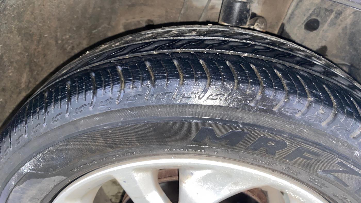 2020 Honda Amaze 1.2L I-VTEC VX CVT, Petrol, Automatic, 29,810 km, Right Front Tyre Tread
