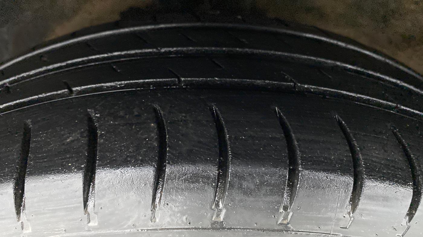 2012 Hyundai i20 MAGNA O 1.2, Petrol, Manual, 64,136 km, Left Front Tyre Tread