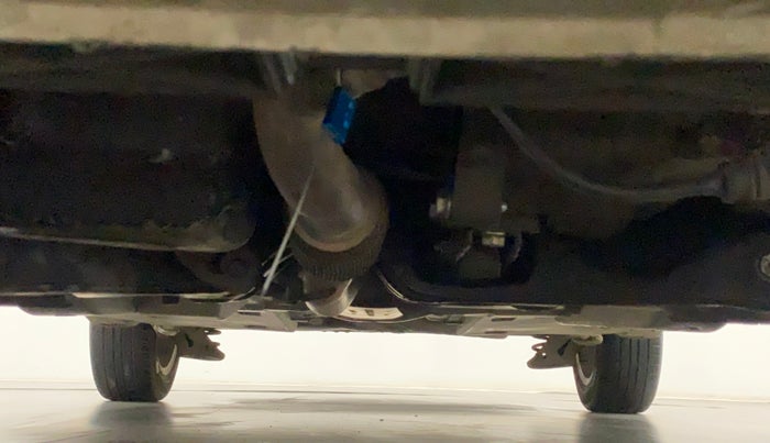 2016 Skoda Rapid AMBITION 1.6 MPI MT, Petrol, Manual, 20,804 km, Front Underbody