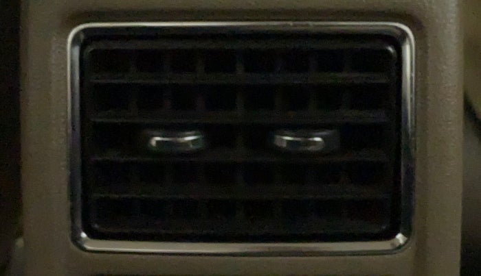 2016 Skoda Rapid AMBITION 1.6 MPI MT, Petrol, Manual, 20,804 km, Rear AC Vents