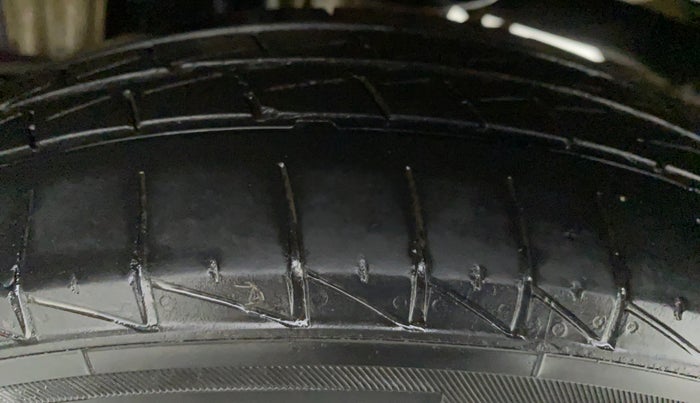 2020 Maruti Alto VXI PLUS, Petrol, Manual, 22,027 km, Right Front Tyre Tread