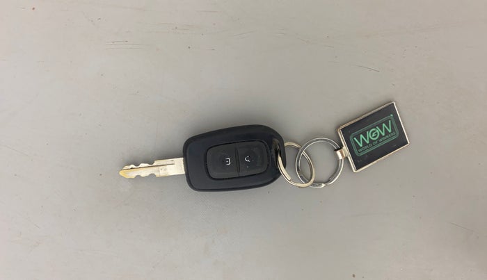 2017 Renault Kwid CLIMBER 1.0 AMT, Petrol, Automatic, 36,771 km, Key Close Up