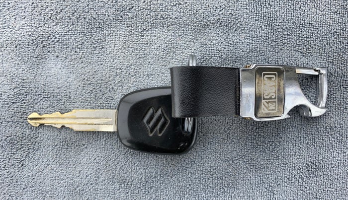 2016 Maruti Alto K10 VXI, Petrol, Manual, 59,423 km, Key Close Up
