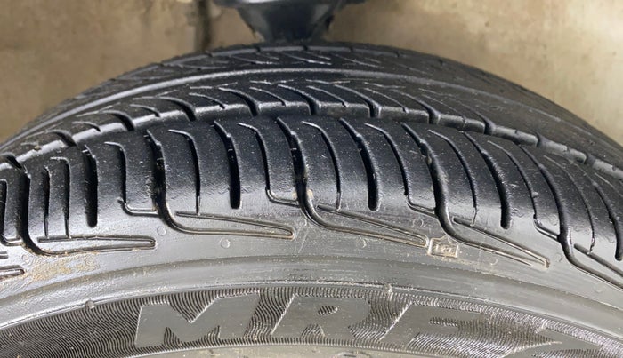 2016 Maruti Alto K10 VXI, Petrol, Manual, 59,423 km, Right Front Tyre Tread