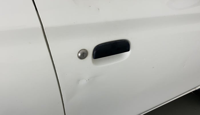 2016 Maruti Alto K10 VXI, Petrol, Manual, 59,423 km, Driver-side door - Slightly dented
