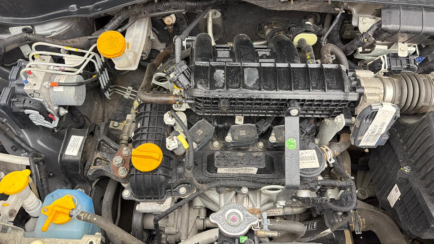 2024 Tata PUNCH Adventure (S), Petrol, Manual, 26,670 km, Engine View - Right