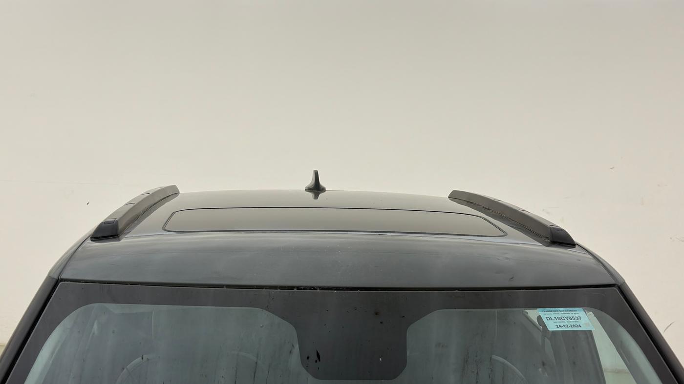 2024 Tata PUNCH Adventure (S), Petrol, Manual, 26,670 km, Moonroof/ Sunroof