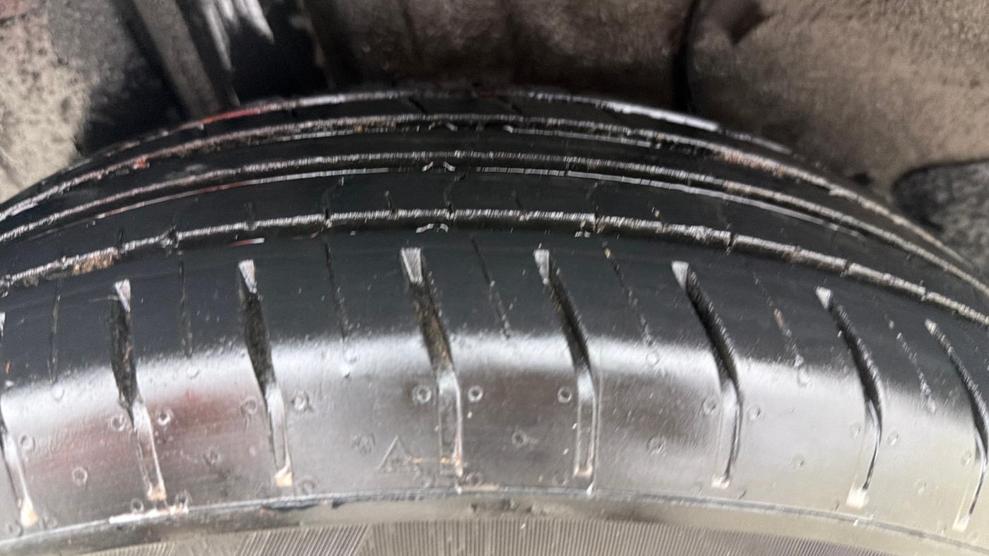 2024 Tata PUNCH Adventure (S), Petrol, Manual, 26,670 km, Right Rear Tyre Tread