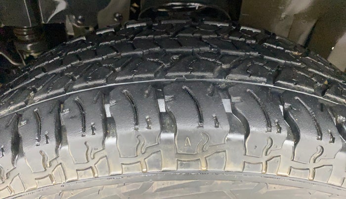 2020 Mahindra Thar LX HARD TOP 4WD MT, Diesel, Manual, 48,338 km, Left Front Tyre Tread