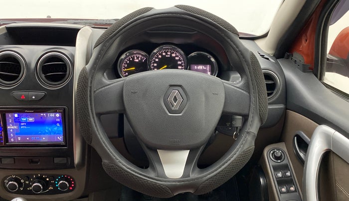 2016 Renault Duster RXL PETROL 104, Petrol, Manual, 51,333 km, Steering Wheel Close Up