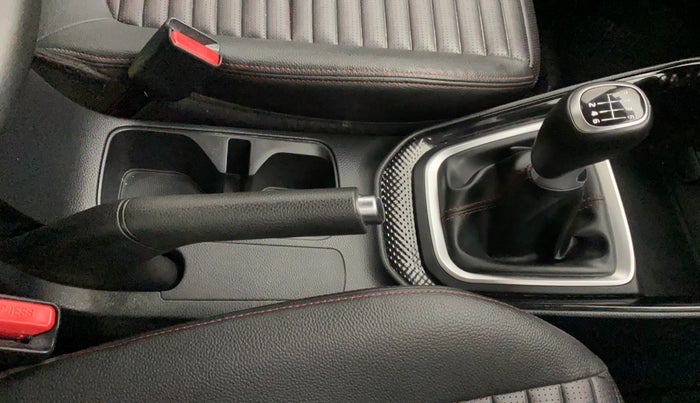 2020 KIA SONET GTX PLUS 1.0 IMT, Petrol, Manual, 31,188 km, Gear Lever