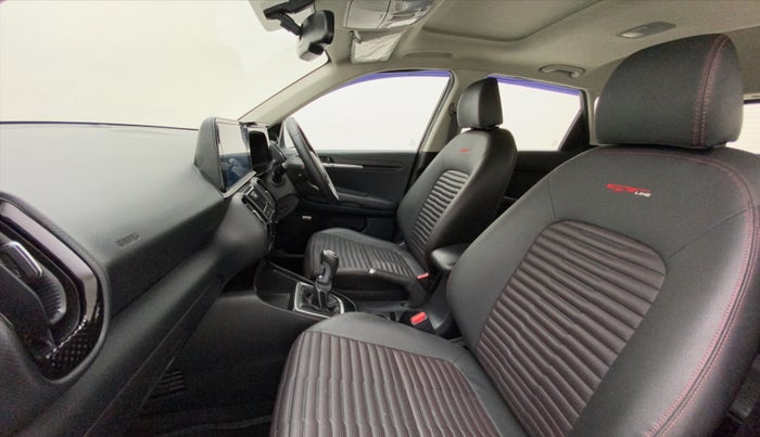 2020 KIA SONET GTX PLUS 1.0 IMT, Petrol, Manual, 31,188 km, Right Side Front Door Cabin