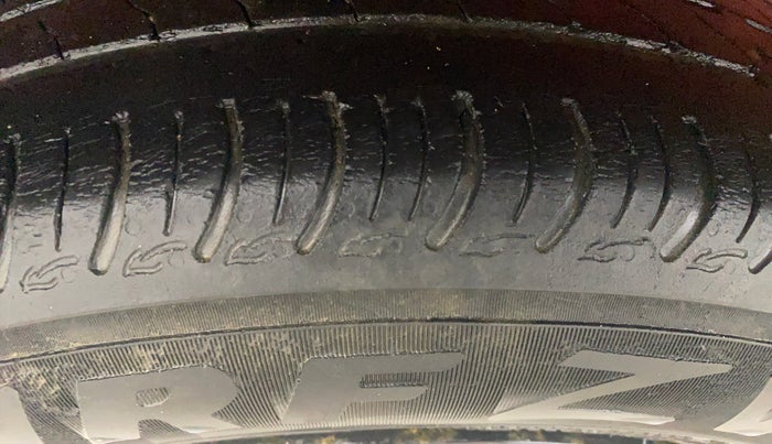 2021 Maruti S PRESSO VXI PLUS AMT, Petrol, Automatic, 1,15,697 km, Right Rear Tyre Tread