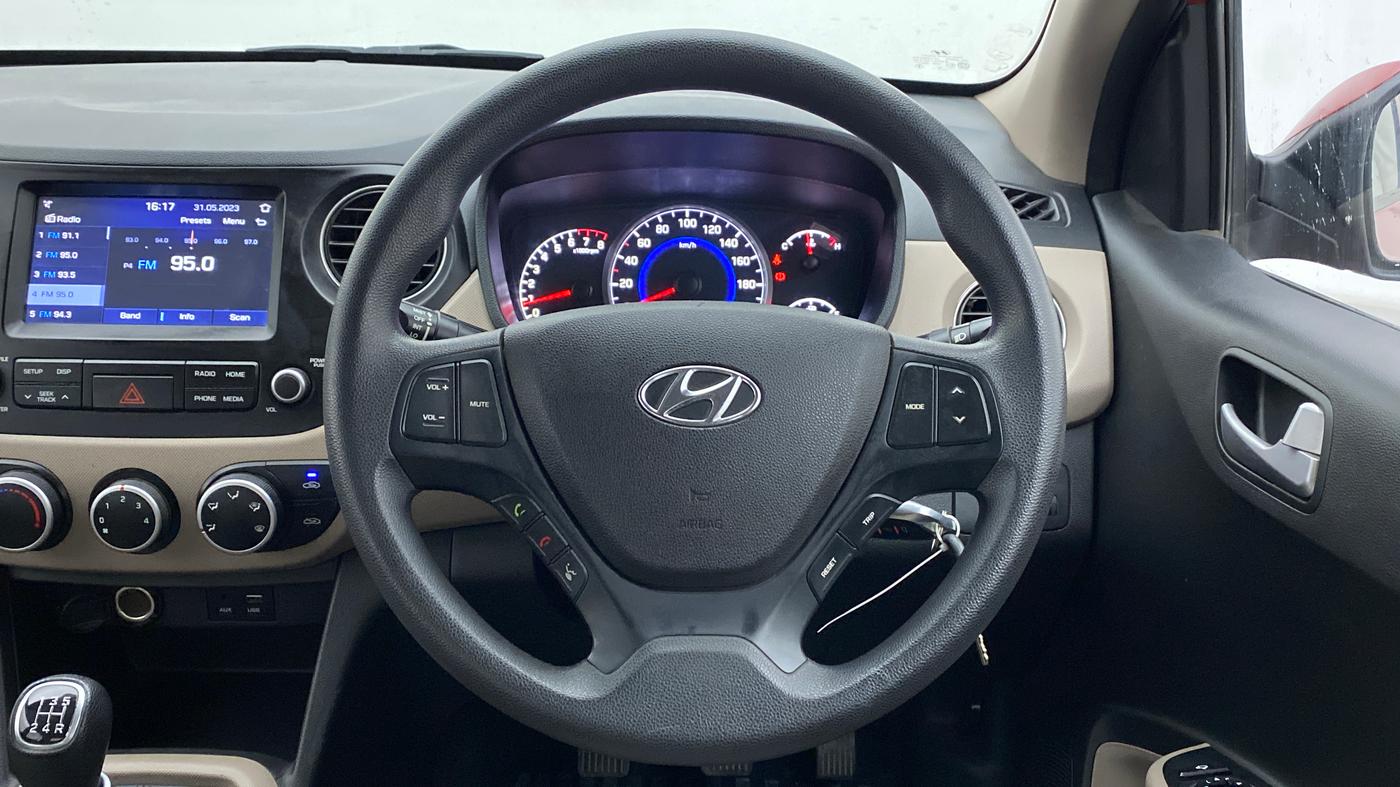 2019 Hyundai Grand i10 SPORTZ 1.2 KAPPA VTVT, Petrol, Manual, 14,163 km, Steering Wheel Close Up