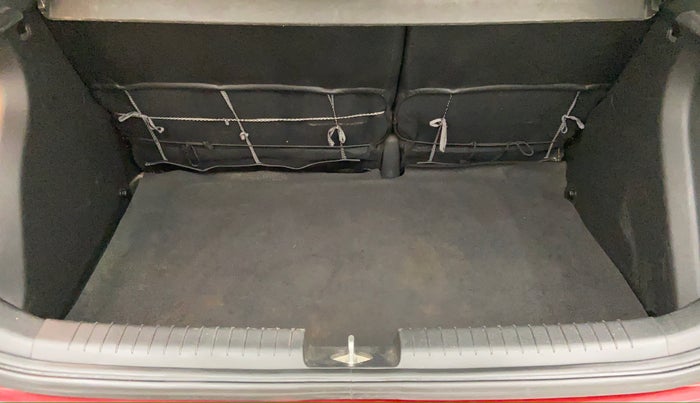 2015 Hyundai Elite i20 ASTA 1.2, Petrol, Manual, 1,03,164 km, Boot Inside View