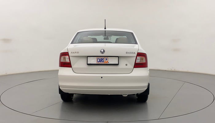 2016 Skoda Rapid 1.5 ACTIVE TDI MT, Diesel, Manual, 1,01,804 km, Back/Rear View