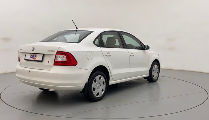 2016 Skoda Rapid 1.5 ACTIVE TDI MT, Diesel, Manual, 1,01,804 km, Right Back Diagonal (45- Degree) View