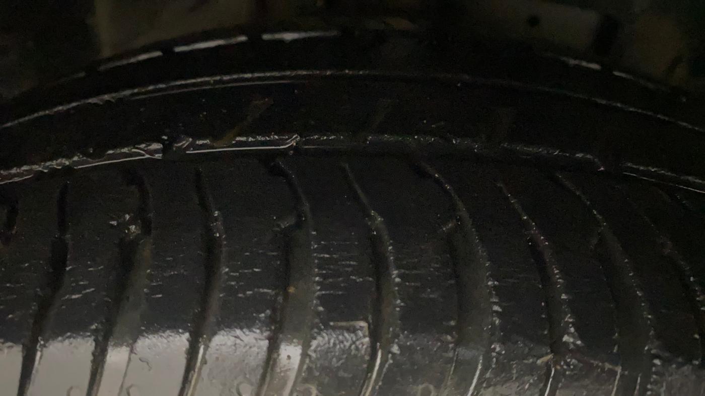 2019 Ford Ecosport TREND 1.5L PETROL, Petrol, Manual, 76,485 km, Right Front Tyre Tread