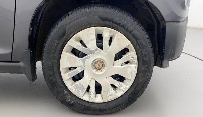 2021 Maruti S PRESSO VXI, Petrol, Manual, 13,458 km, Right Front Wheel