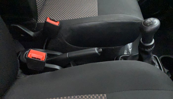 2021 Maruti S PRESSO VXI, Petrol, Manual, 13,458 km, Gear Lever