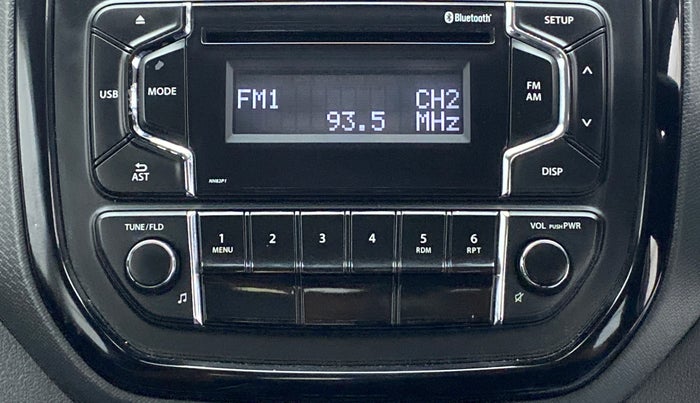 2017 Maruti Vitara Brezza ZDI, Diesel, Manual, 70,483 km, Infotainment System
