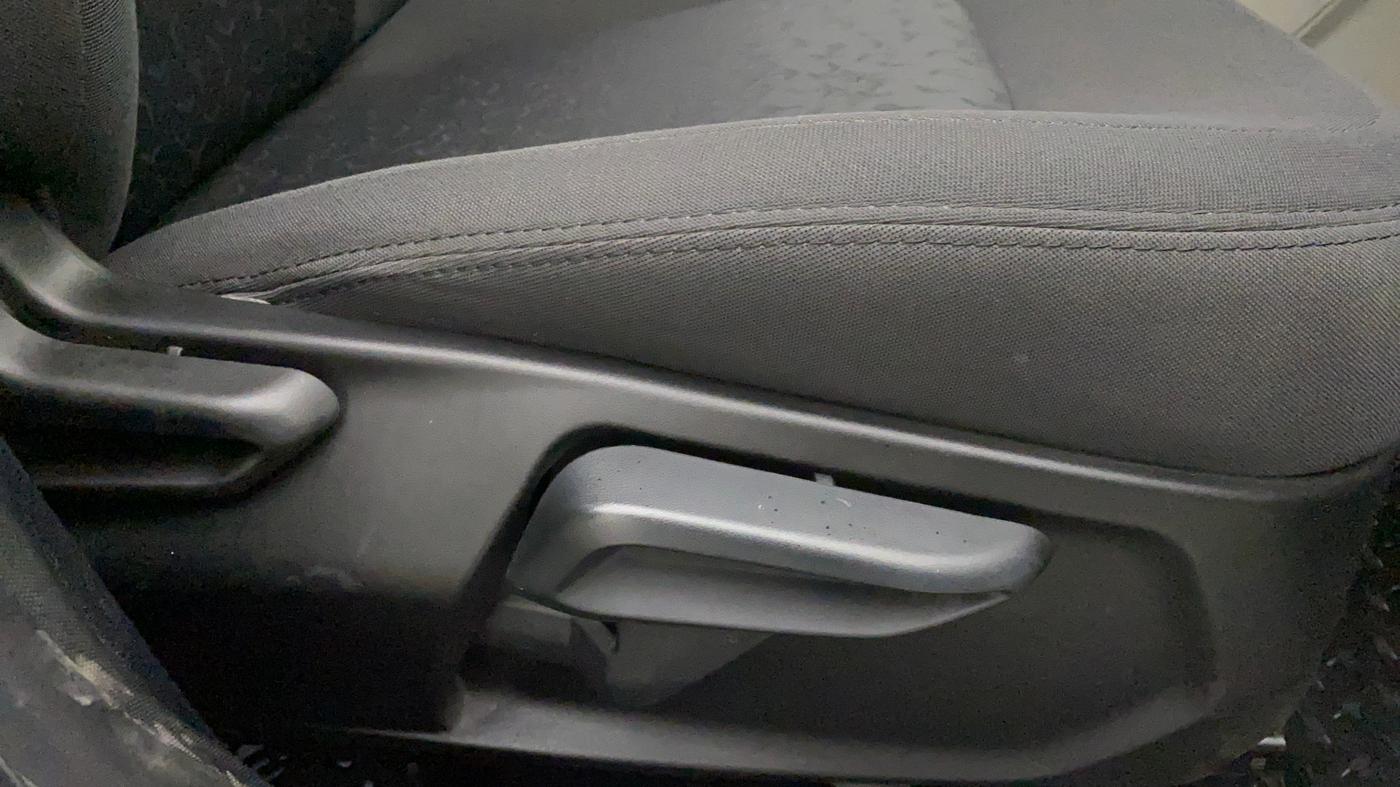 2022 Tata TIGOR XZA PLUS PETROL, Petrol, Automatic, 14,549 km, Driver Side Adjustment Panel