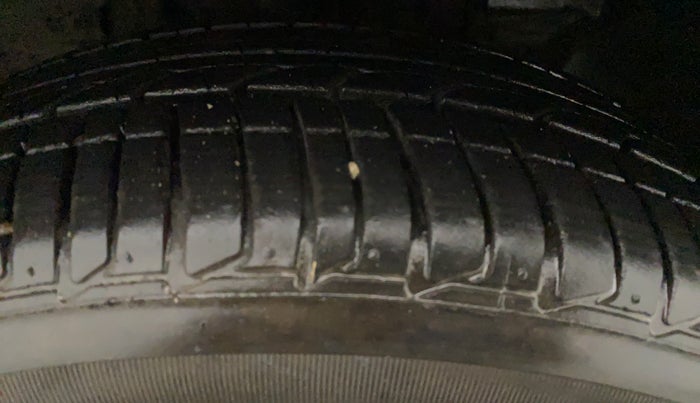 2022 Tata TIGOR XZA PLUS PETROL, Petrol, Automatic, 14,549 km, Right Front Tyre Tread