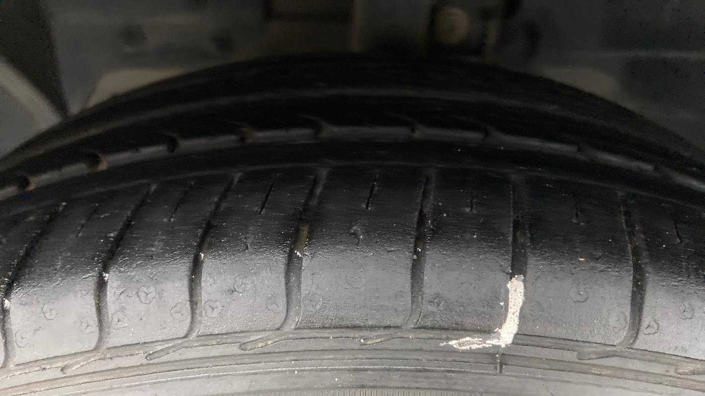 2019 Ford FREESTYLE TITANIUM 1.2 TI-VCT MT, Petrol, Manual, 20,497 km, Left Front Tyre Tread