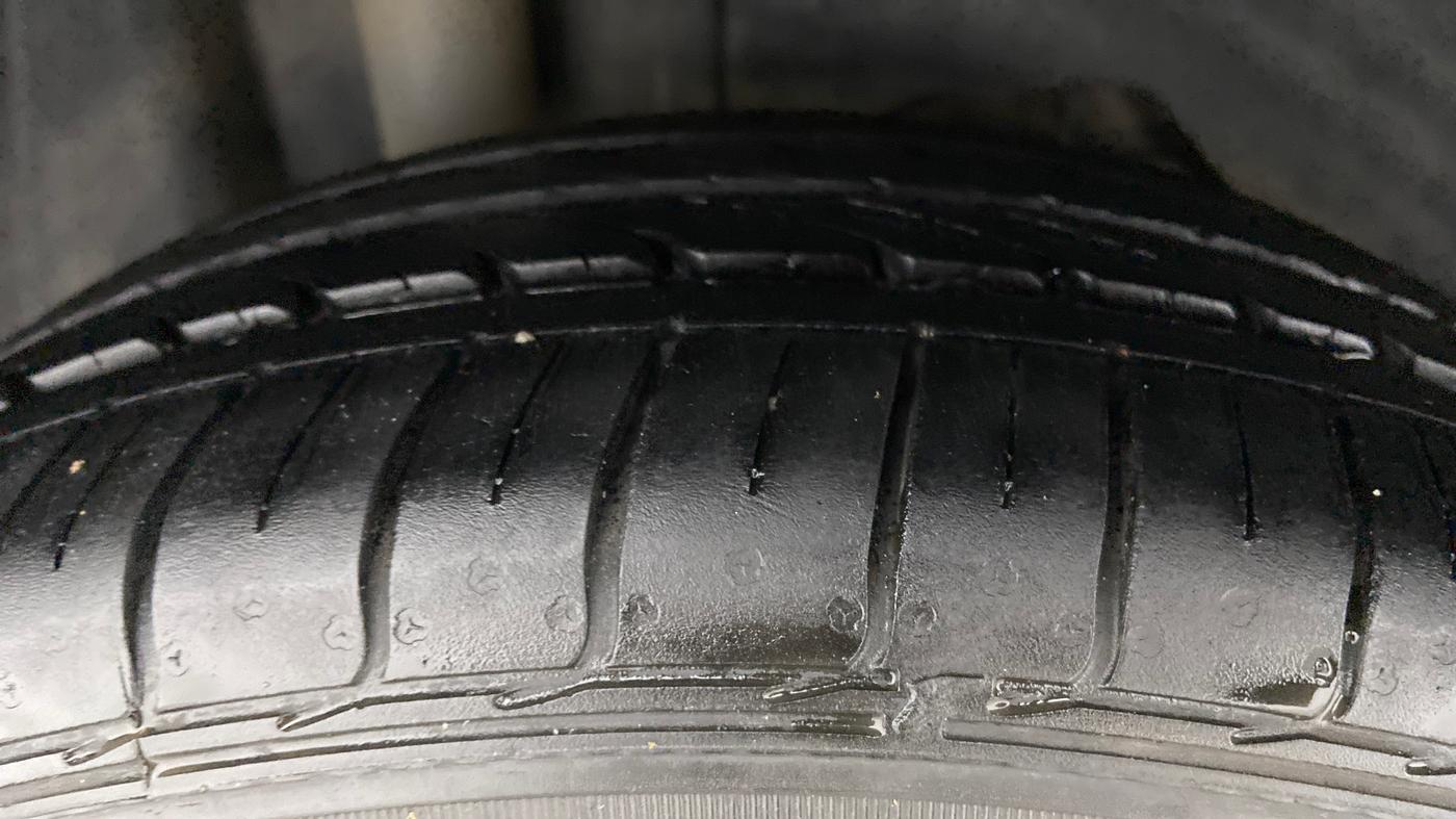 2019 Ford FREESTYLE TITANIUM 1.2 TI-VCT MT, Petrol, Manual, 20,497 km, Right Rear Tyre Tread