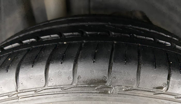 2019 Ford FREESTYLE TITANIUM 1.2 TI-VCT MT, Petrol, Manual, 20,497 km, Right Rear Tyre Tread