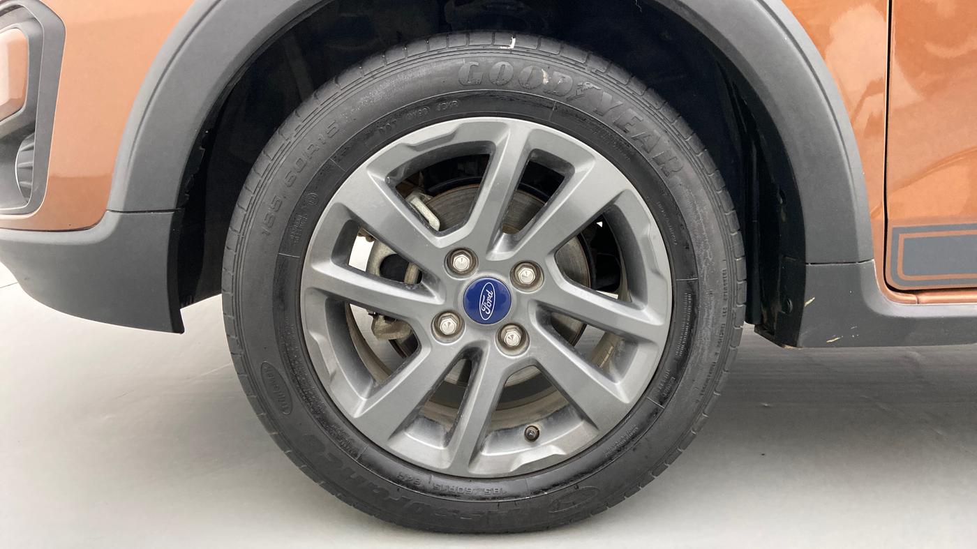 2019 Ford FREESTYLE TITANIUM 1.2 TI-VCT MT, Petrol, Manual, 20,497 km, Left Front Wheel