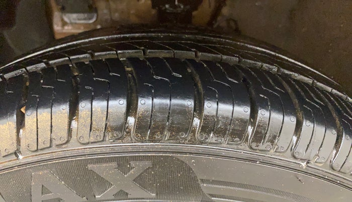 2019 Hyundai Elite i20 SPORTZ PLUS  1.2 CVT, Petrol, Automatic, 31,205 km, Left Front Tyre Tread