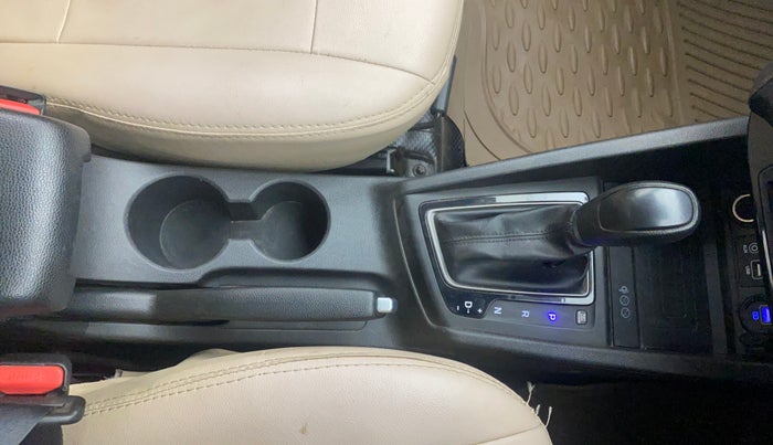 2019 Hyundai Elite i20 SPORTZ PLUS  1.2 CVT, Petrol, Automatic, 31,205 km, Gear Lever