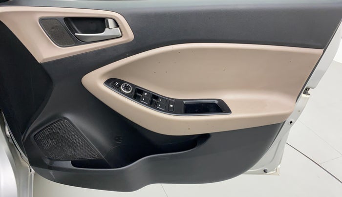 2014 Hyundai Elite i20 ASTA 1.2, Petrol, Manual, 50,877 km, Driver Side Door Panels Control