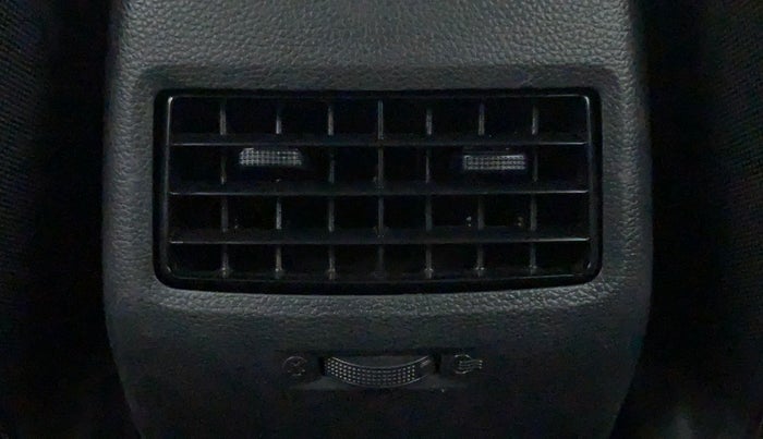 2014 Hyundai Elite i20 ASTA 1.2, Petrol, Manual, 50,877 km, Rear AC Vents