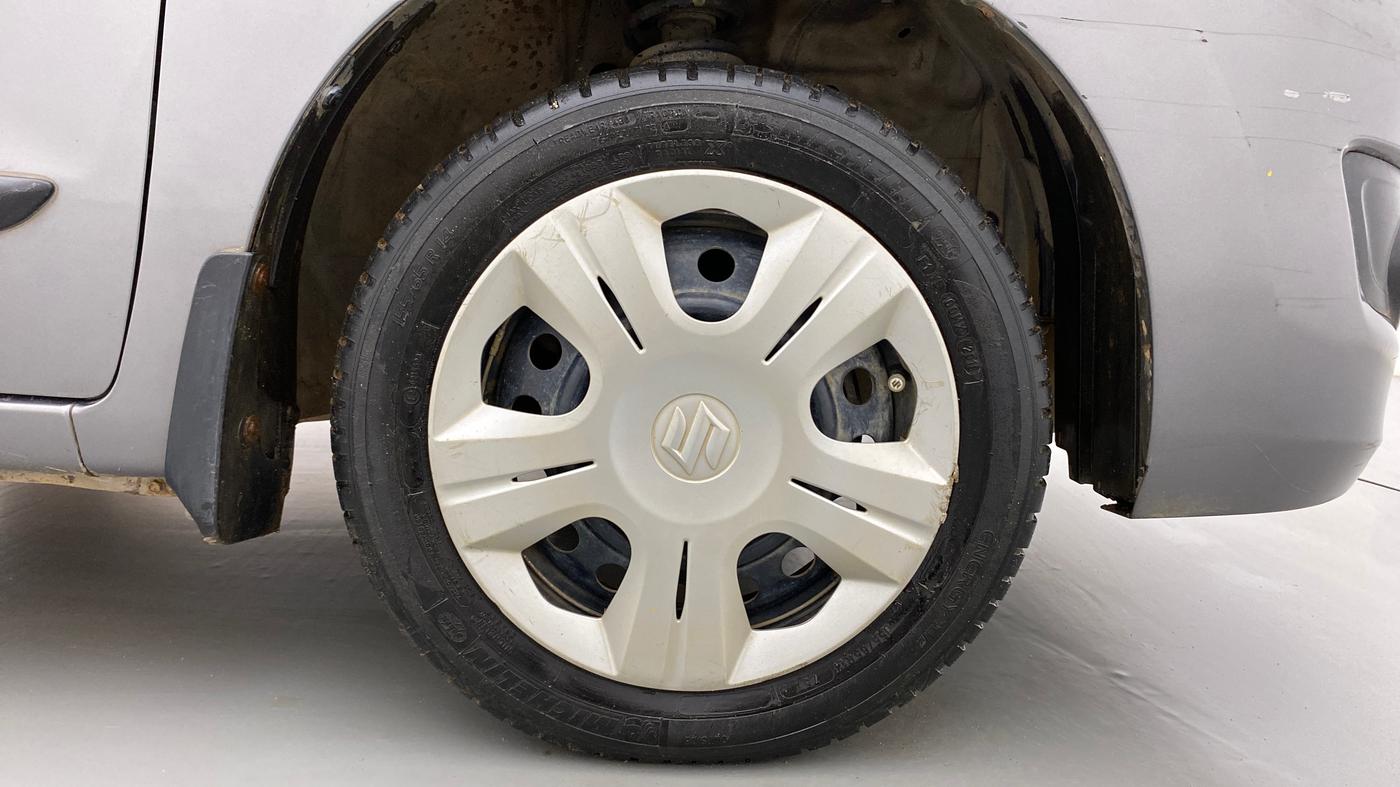 2013 Maruti Wagon R 1.0 VXI, Petrol, Manual, 64,628 km, Right Front Wheel