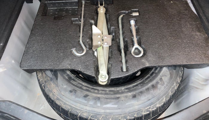 2017 Honda Jazz 1.2L I-VTEC V, Petrol, Manual, 1,16,273 km, Spare Tyre