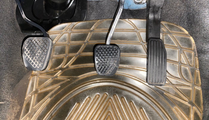 2017 Honda Jazz 1.2L I-VTEC V, Petrol, Manual, 1,16,273 km, Pedals