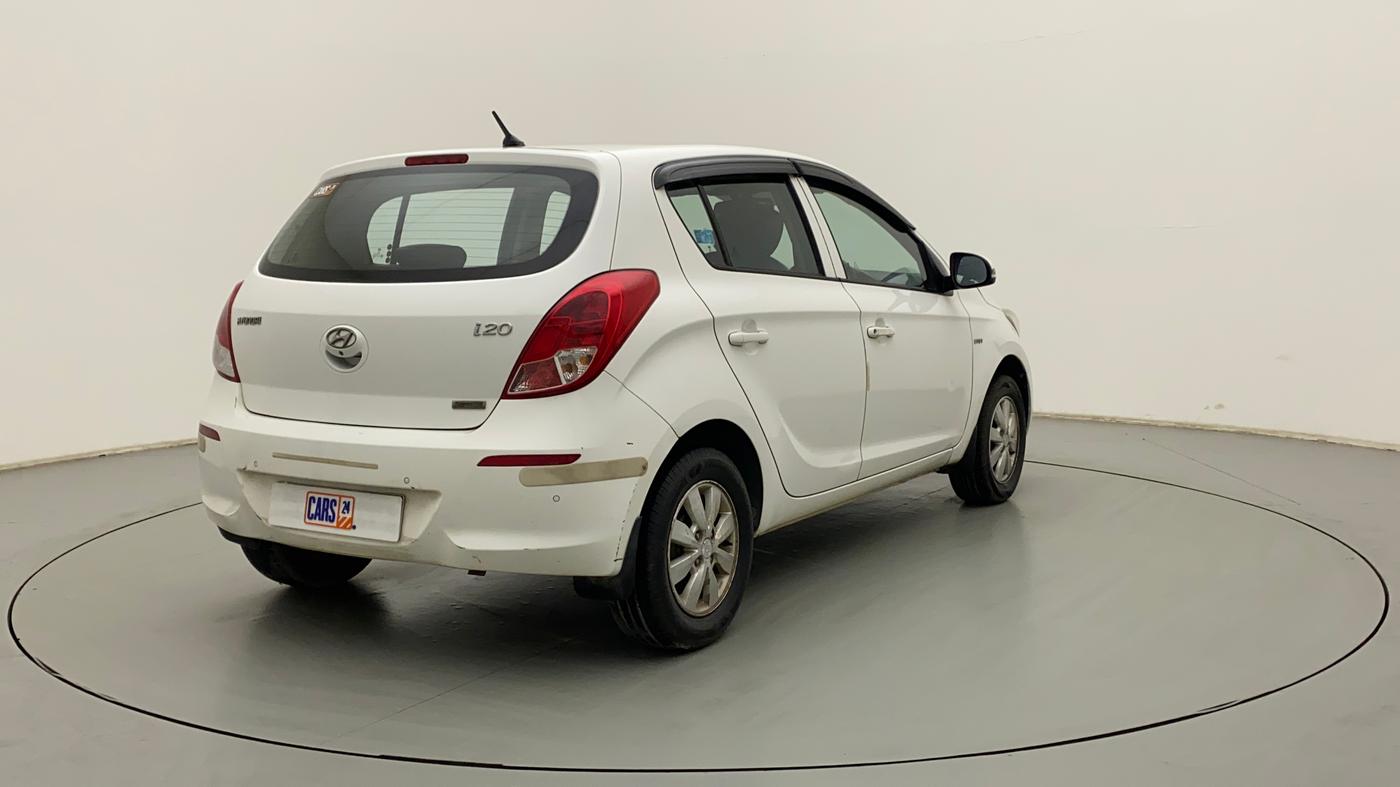 2014 Hyundai i20 SPORTZ 1.2, Petrol, Manual, 33,886 km, Right Back Diagonal