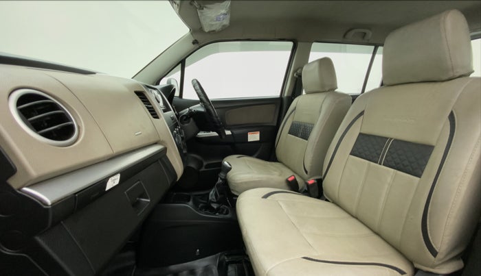 2016 Maruti Wagon R 1.0 LXI CNG, CNG, Manual, 87,808 km, Right Side Front Door Cabin