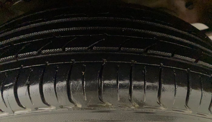 2015 Maruti Alto K10 VXI AMT, Petrol, Automatic, 57,838 km, Left Rear Tyre Tread