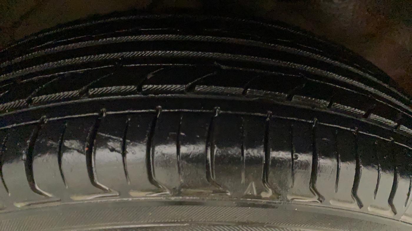 2015 Maruti Alto K10 VXI AMT, Petrol, Automatic, 57,838 km, Right Rear Tyre Tread