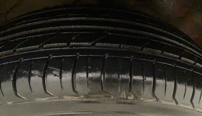 2015 Maruti Alto K10 VXI AMT, Petrol, Automatic, 57,838 km, Right Rear Tyre Tread