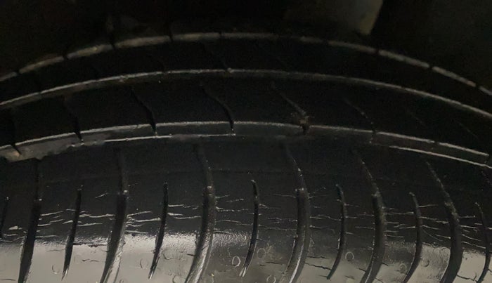 2019 Maruti Baleno DELTA PETROL 1.2, Petrol, Manual, 12,750 km, Left Rear Tyre Tread