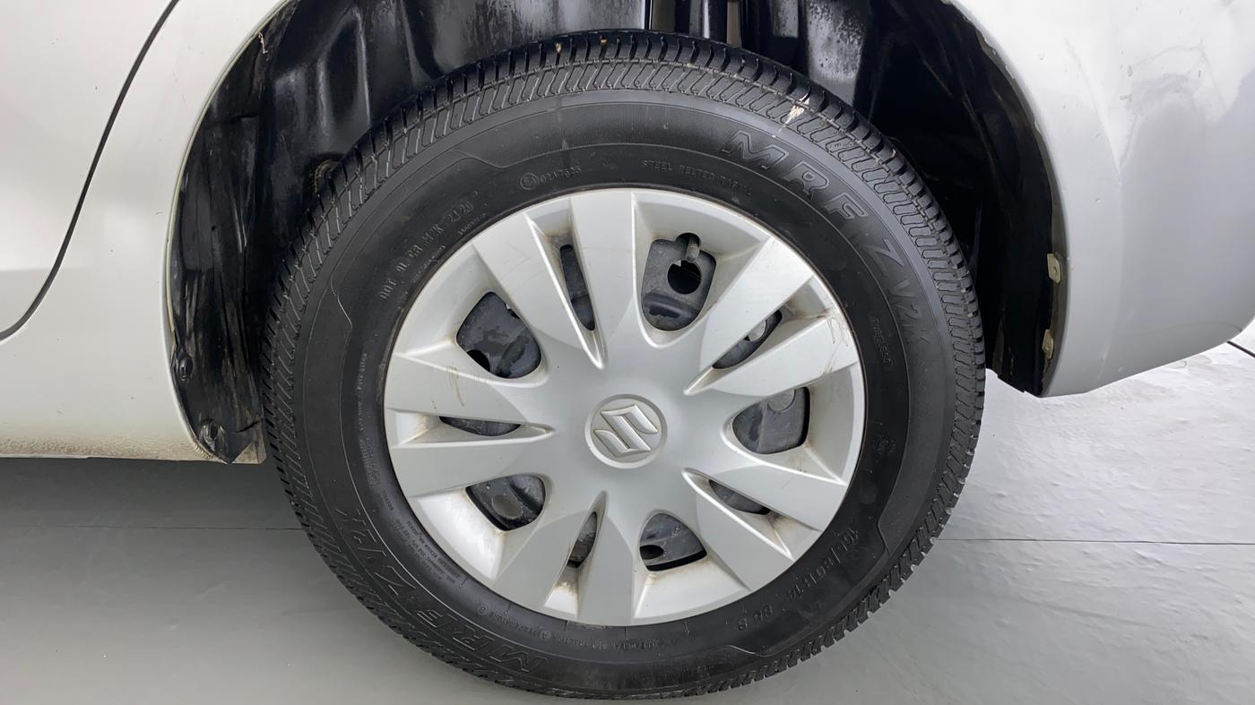 2013 Maruti Swift Dzire VXI, Petrol, Manual, 86,127 km, Left Rear Wheel