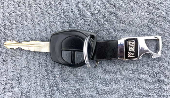 2013 Maruti Swift Dzire VXI, Petrol, Manual, 86,127 km, Key Close Up