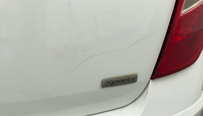 2010 Hyundai i10 SPORTZ 1.2 AT, Petrol, Automatic, 38,762 km, Dicky (Boot door) - Minor scratches