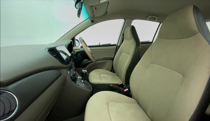 2010 Hyundai i10 SPORTZ 1.2 AT, Petrol, Automatic, 38,762 km, Right Side Front Door Cabin