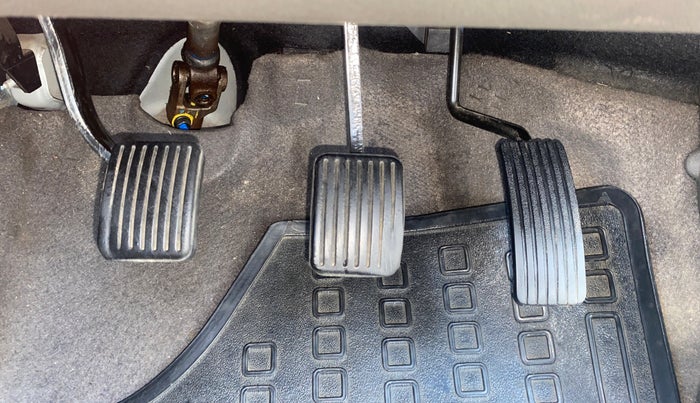 2014 Hyundai i10 SPORTZ 1.1, Petrol, Manual, 64,534 km, Pedals